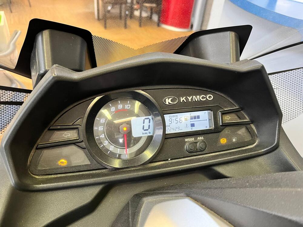 Kymco G-Dink 300i (2018 - 20) (3)