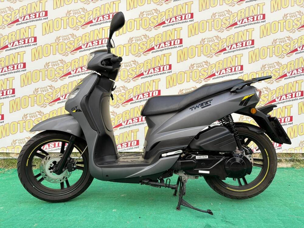 Peugeot Tweet 125i GT (2021 - 25) (2)