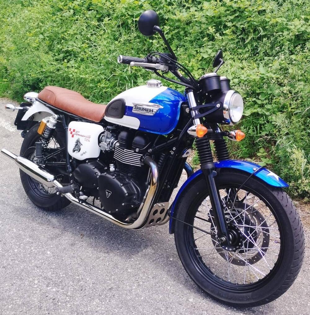 Triumph Bonneville T214 (2015) (3)
