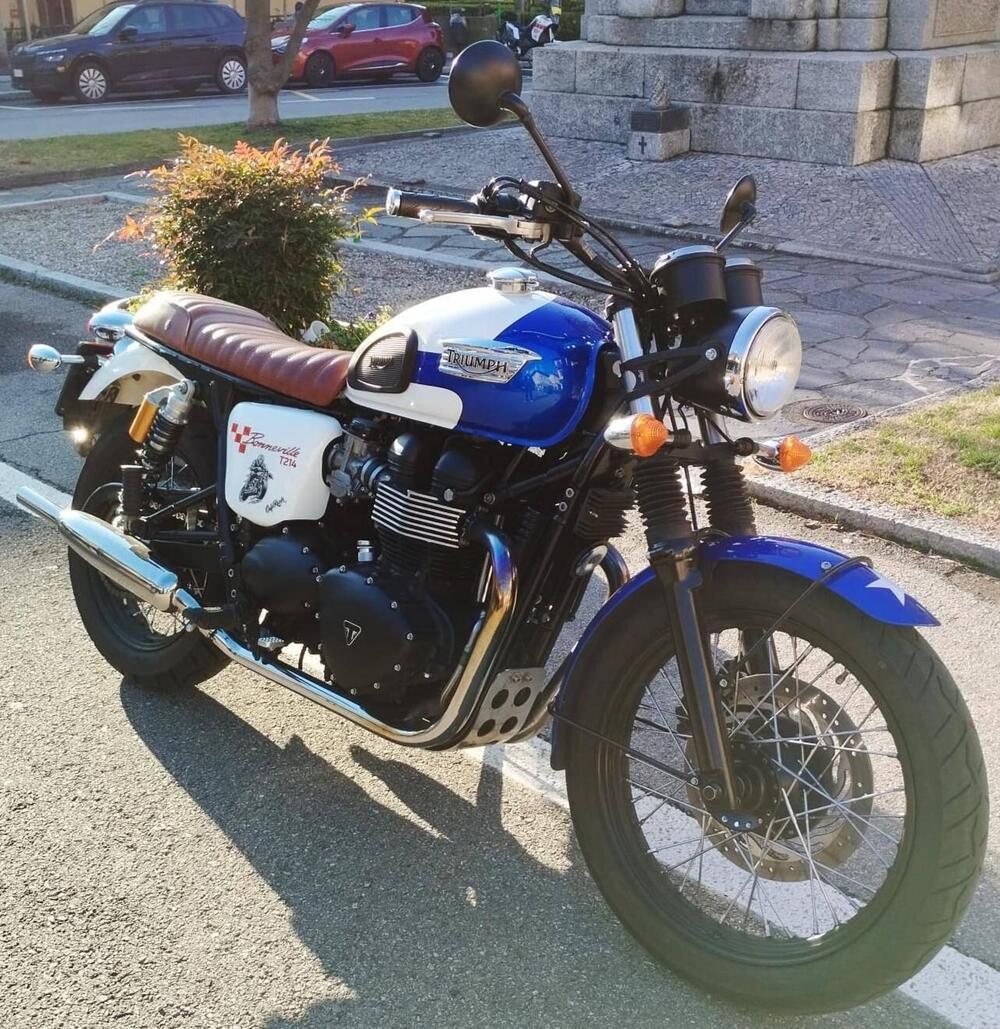 Triumph Bonneville T214 (2015) (4)
