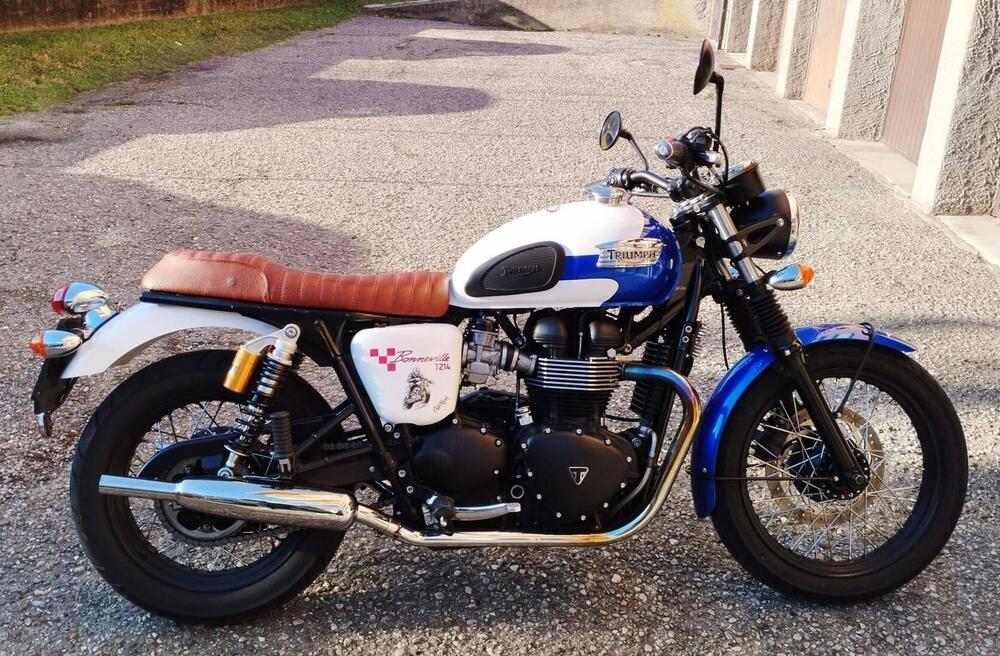 Triumph Bonneville T214 (2015)