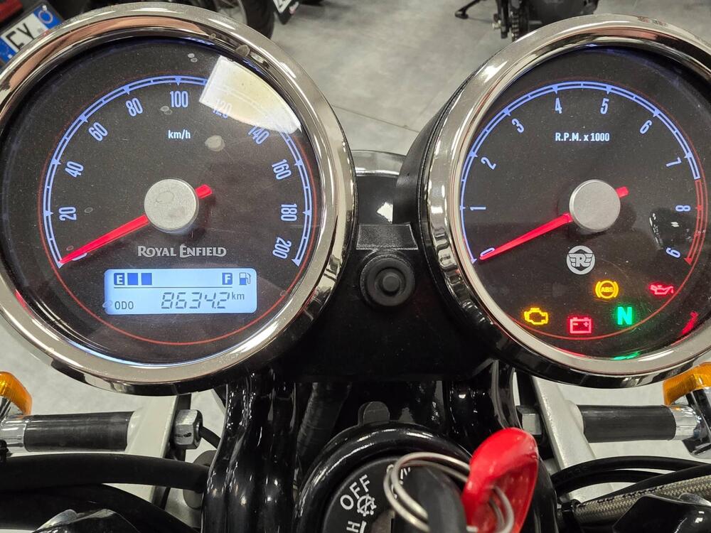 Royal Enfield Interceptor 650 (2021 - 26) (5)