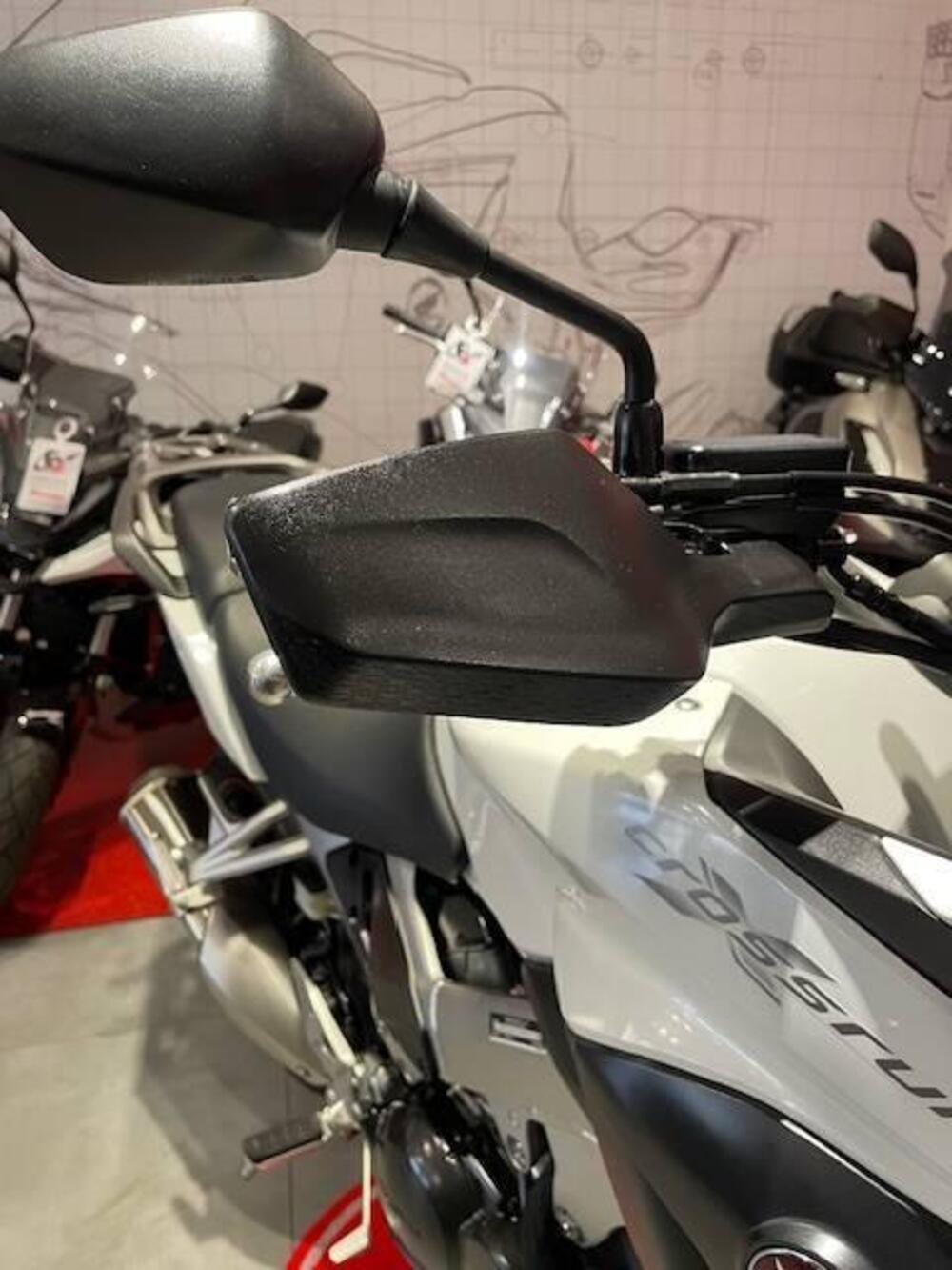 Honda Crossrunner (2017 - 20) (15)