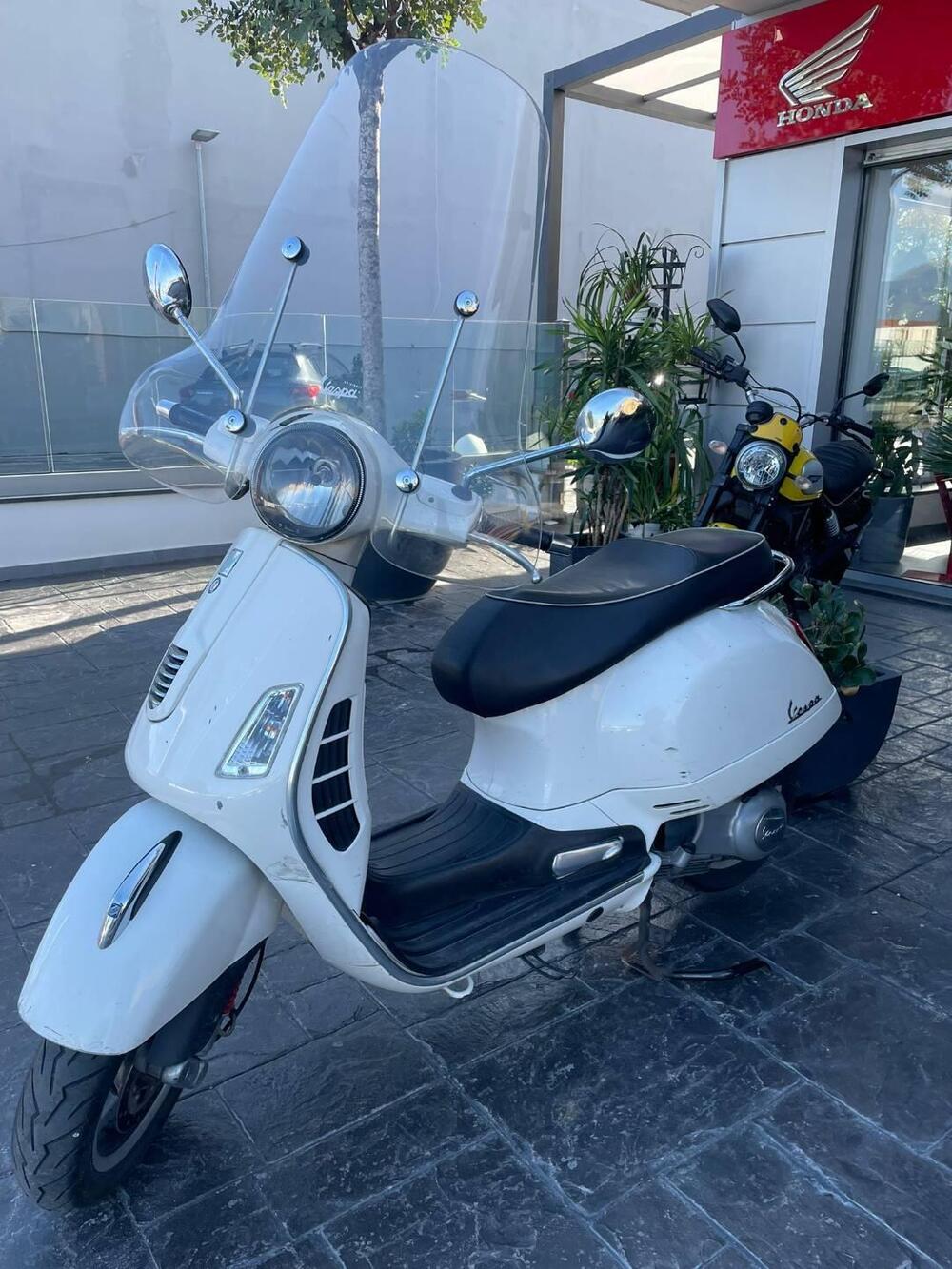 Vespa GTS 300 (2010 - 14)