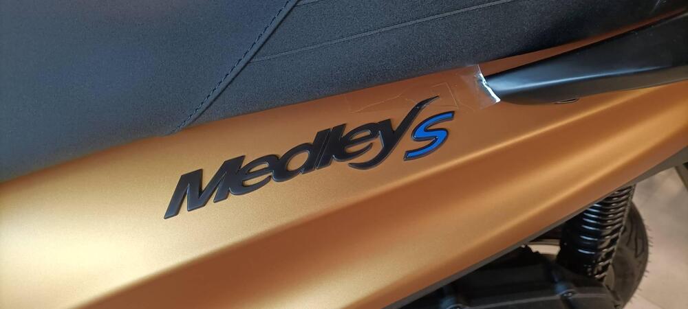 Piaggio Medley 200 S (2025 - 26) (8)