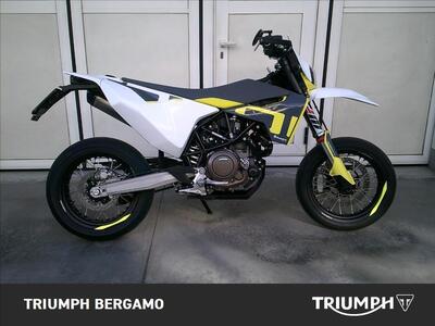 Husqvarna 701 Supermoto (2021) usata