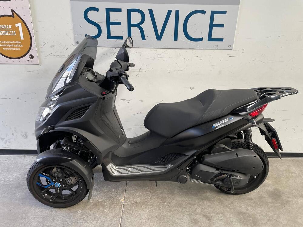 Piaggio MP3 310 (2025 - 26) (2)