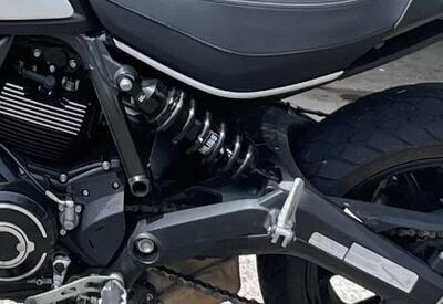 Ducati Scrambler 800 Icon Dark (2021 - 22) usata