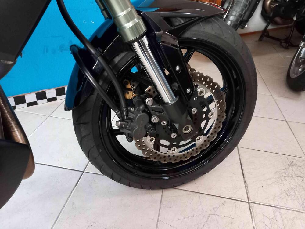 Kawasaki Versys 650 (2010 - 13) (12)