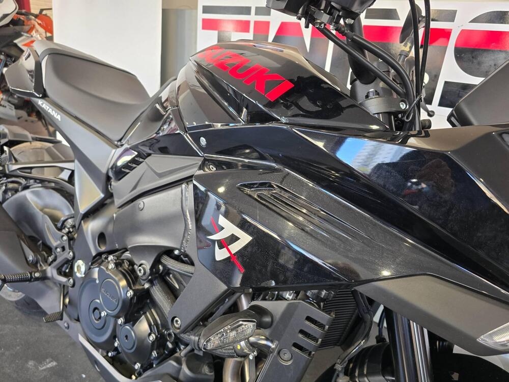Suzuki Katana 1000 (2022 - 26) (9)
