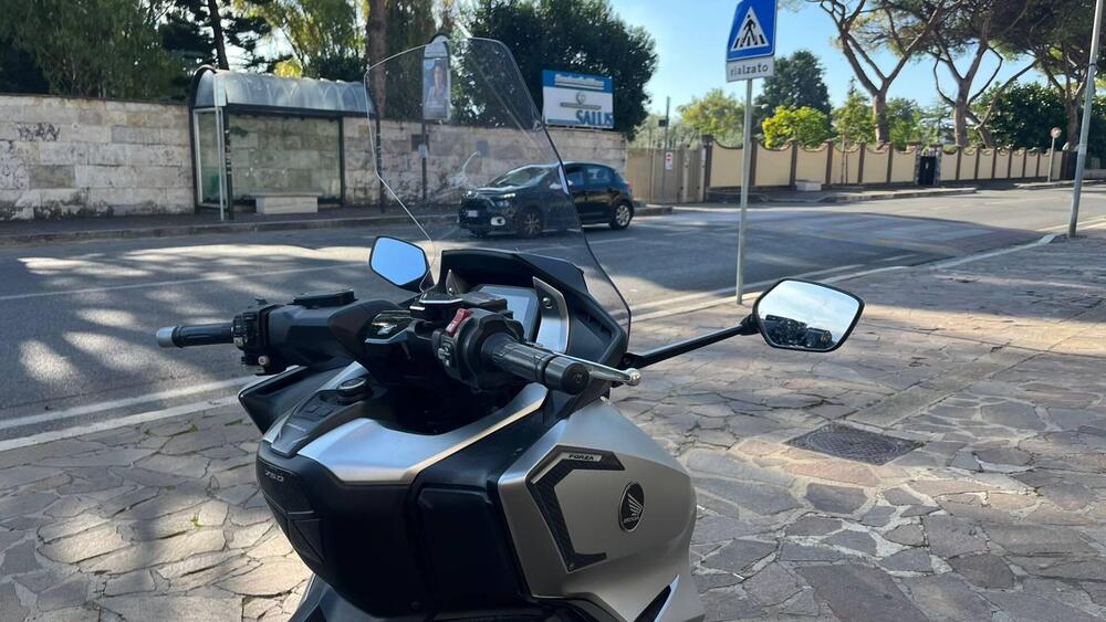 Honda Forza 750 DCT (2021 - 24) (4)