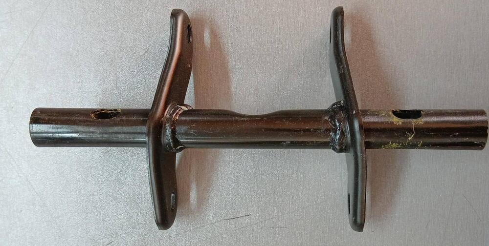 17612MK5000 Supporto gommini serbatoio Honda (2)