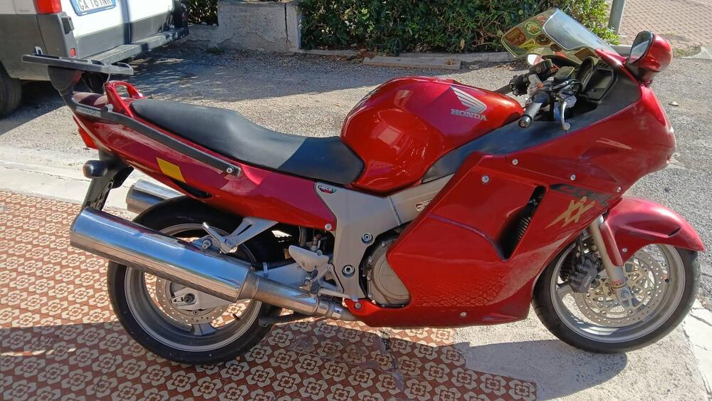 Honda CBR 1100 XX  (2001 - 06) (2)