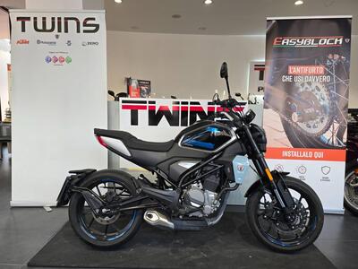 CFMOTO 300CL-X Heritage (2023 - 25) usata