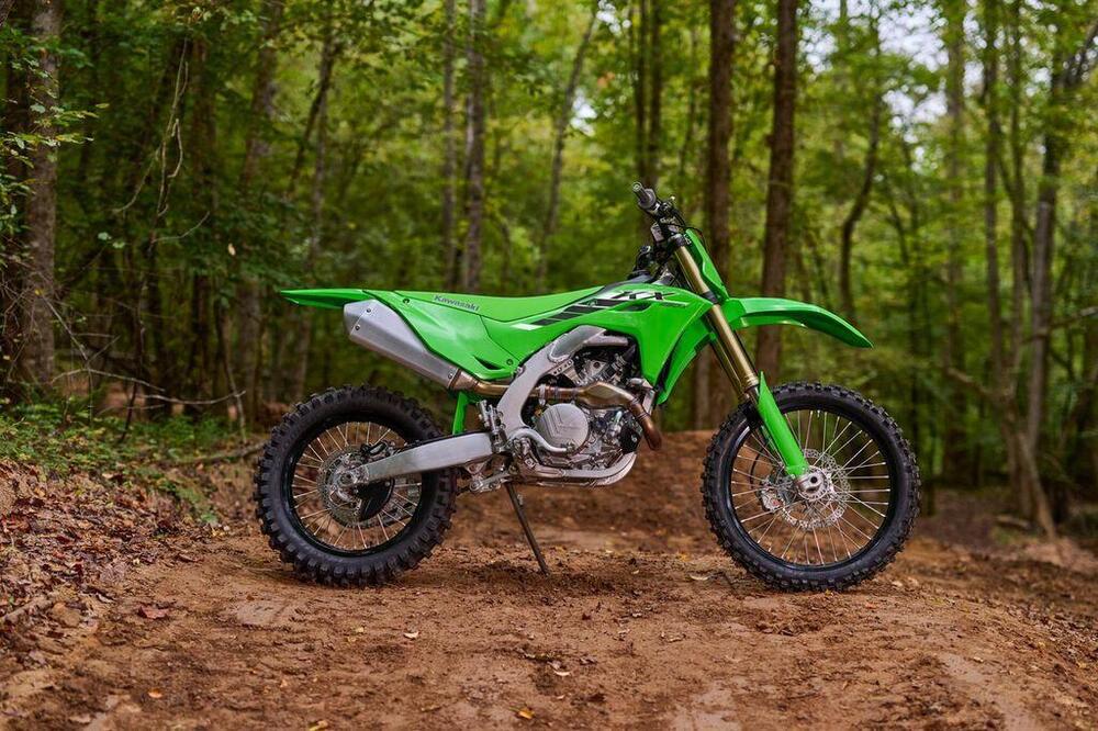 Kawasaki KX 450 (2025) (2)