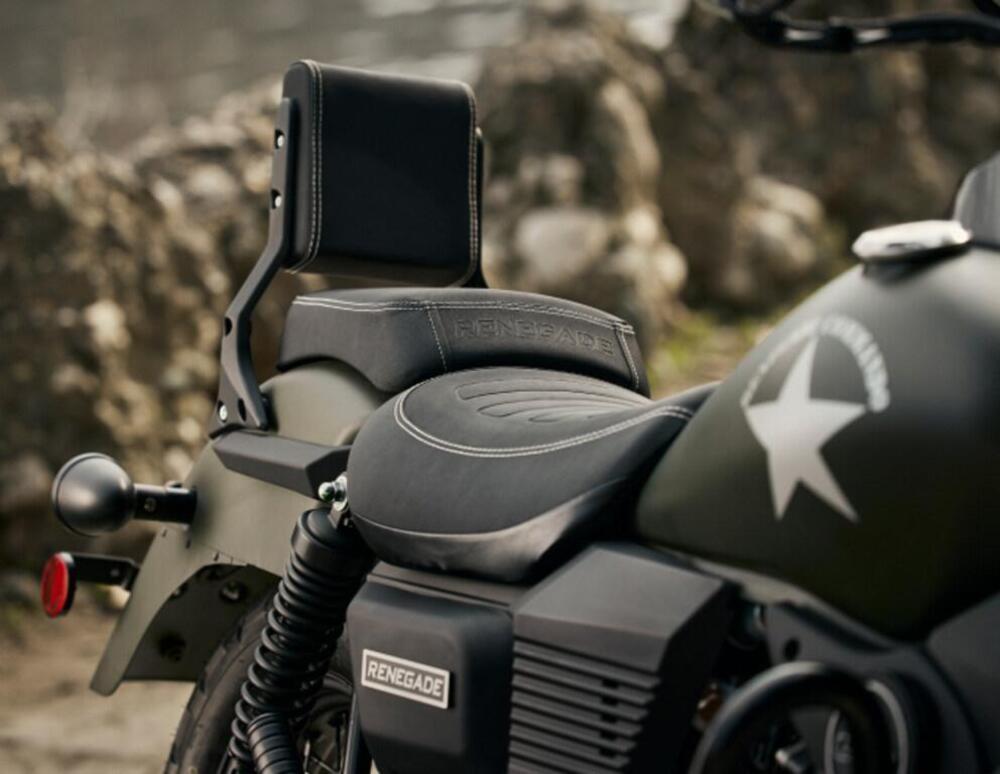 Um Italia Renegade Commando 300 (2025 - 26) (2)