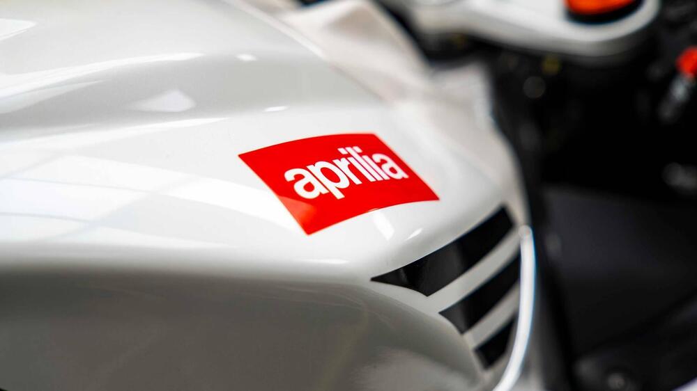 Aprilia RSV4 R (2009 - 12) (10)