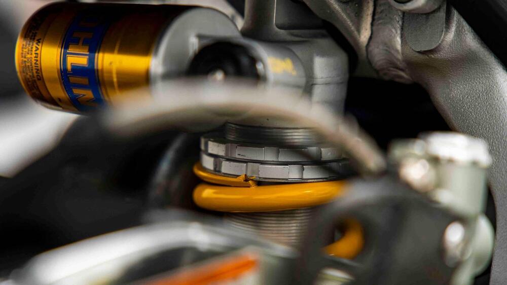 Aprilia RSV4 R (2009 - 12) (12)