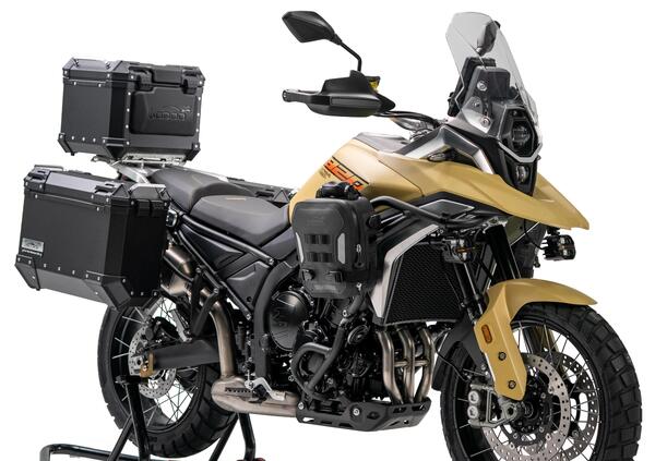 ZXMoto 820 ADV: l'adventure cinese più tecnologica di sempre? Eccola a Eicma 2025 [VIDEO]