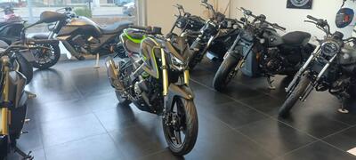 QJ Motor SRK 125 S (2025) nuova