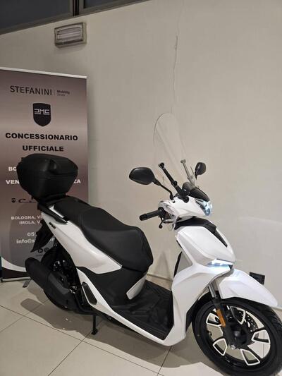 Voge Sfida SR16 200 (2025) nuova