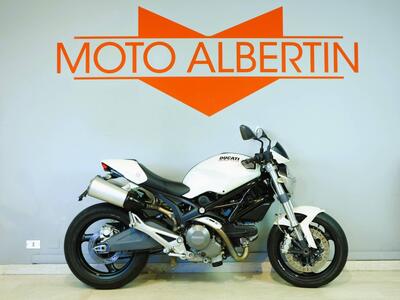 Ducati Monster 696 Plus (2007 - 14) usata