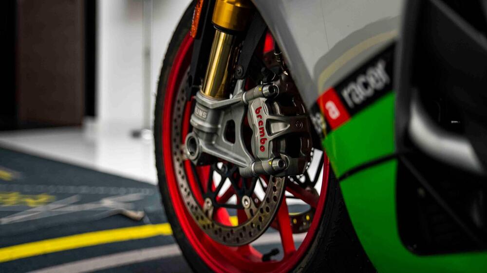 Aprilia RSV4 RF (2017 - 19) (15)