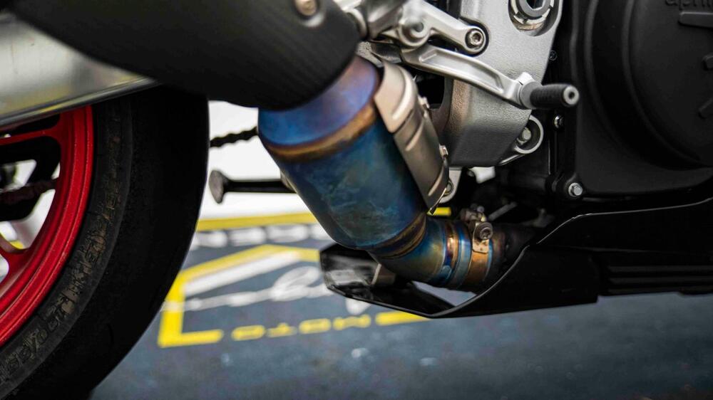 Aprilia RSV4 RF (2017 - 19) (18)