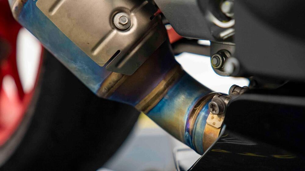 Aprilia RSV4 RF (2017 - 19) (19)