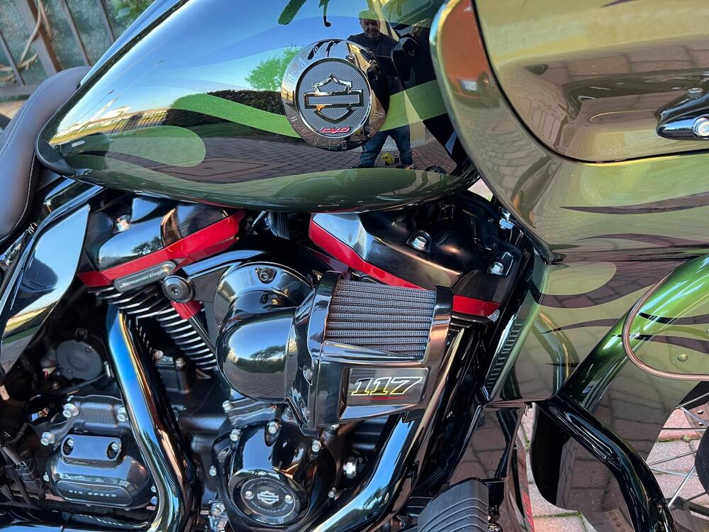 Harley-Davidson Road Glide (2022) (3)