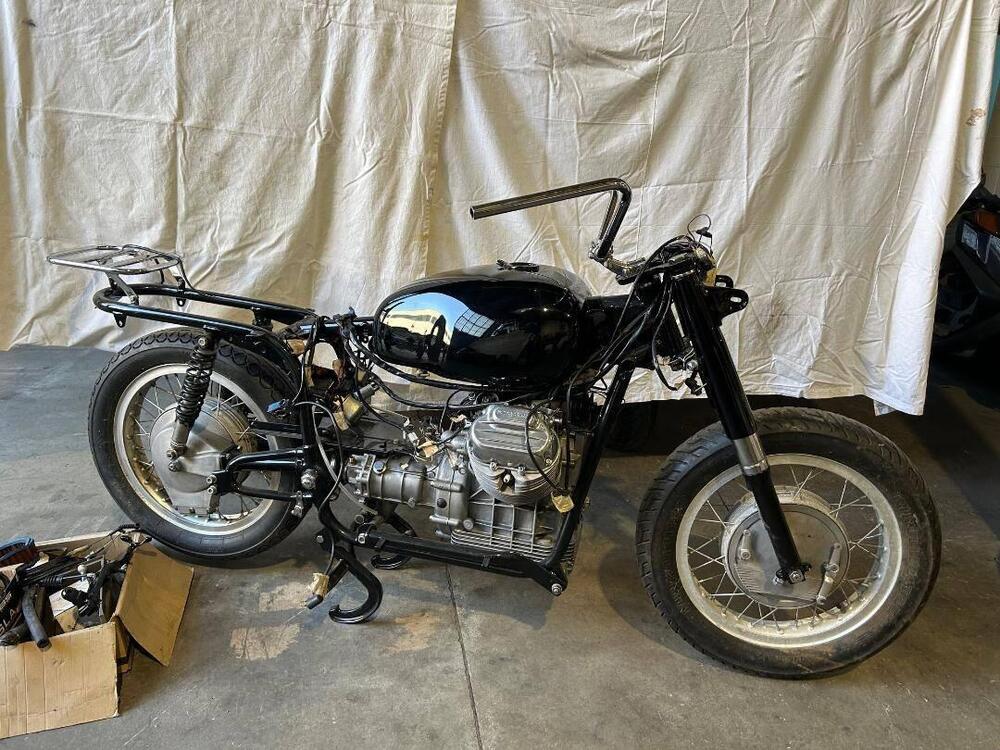 Moto Guzzi V7 850 GT SIDECAR (2)