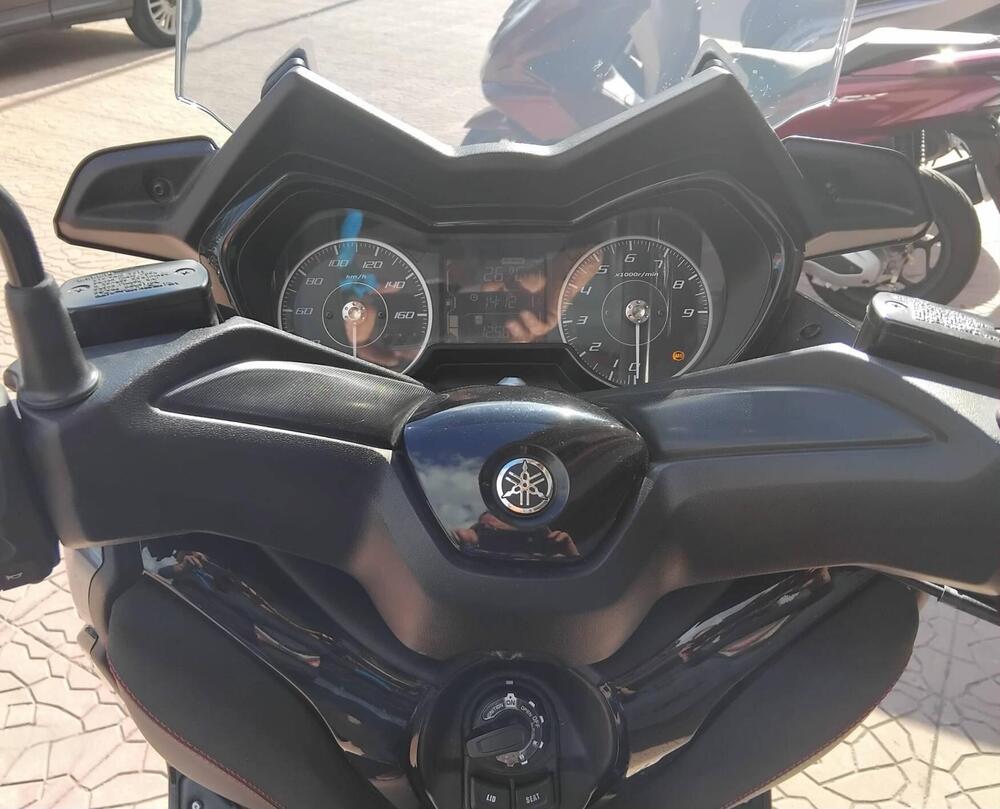 Yamaha X-Max 300 Tech Max (2021 - 24) (8)