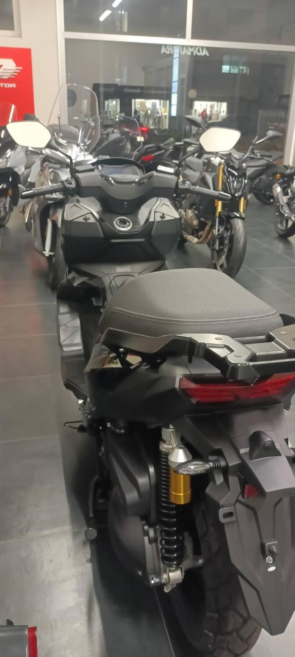 Keeway Motor Terrafina 350i (2025 - 26) (3)