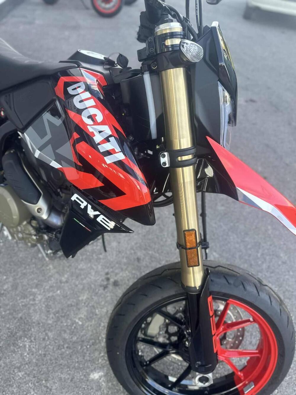 Ducati Hypermotard 698 Mono RVE (2024 - 26) (6)