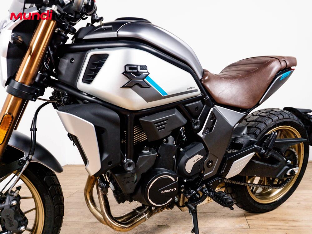 CFMOTO 700CL-X Sport (2022 - 26) (9)