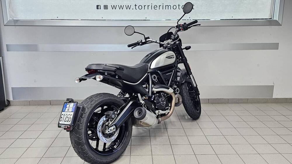 Ducati Scrambler 800 Icon Dark (2021 - 22) (6)