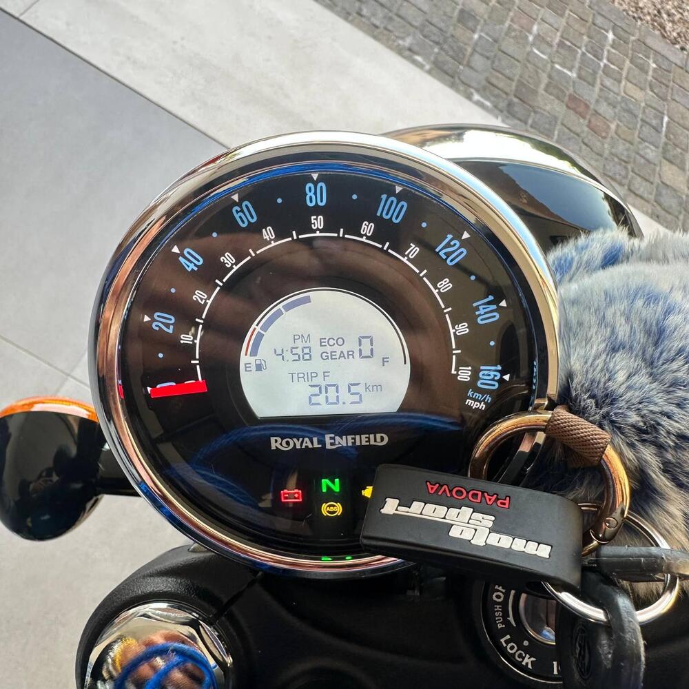 Royal Enfield Meteor 350 (2021 - 26) (4)