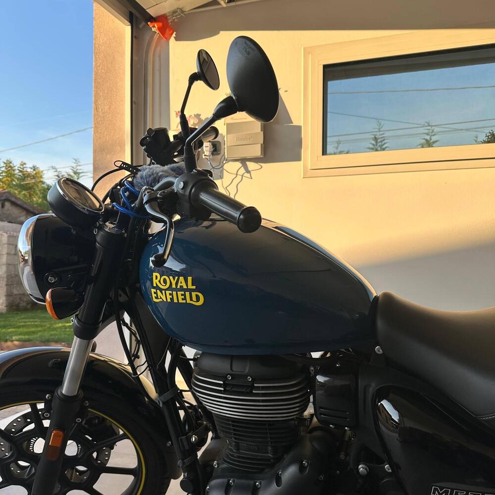 Royal Enfield Meteor 350 (2021 - 26) (12)