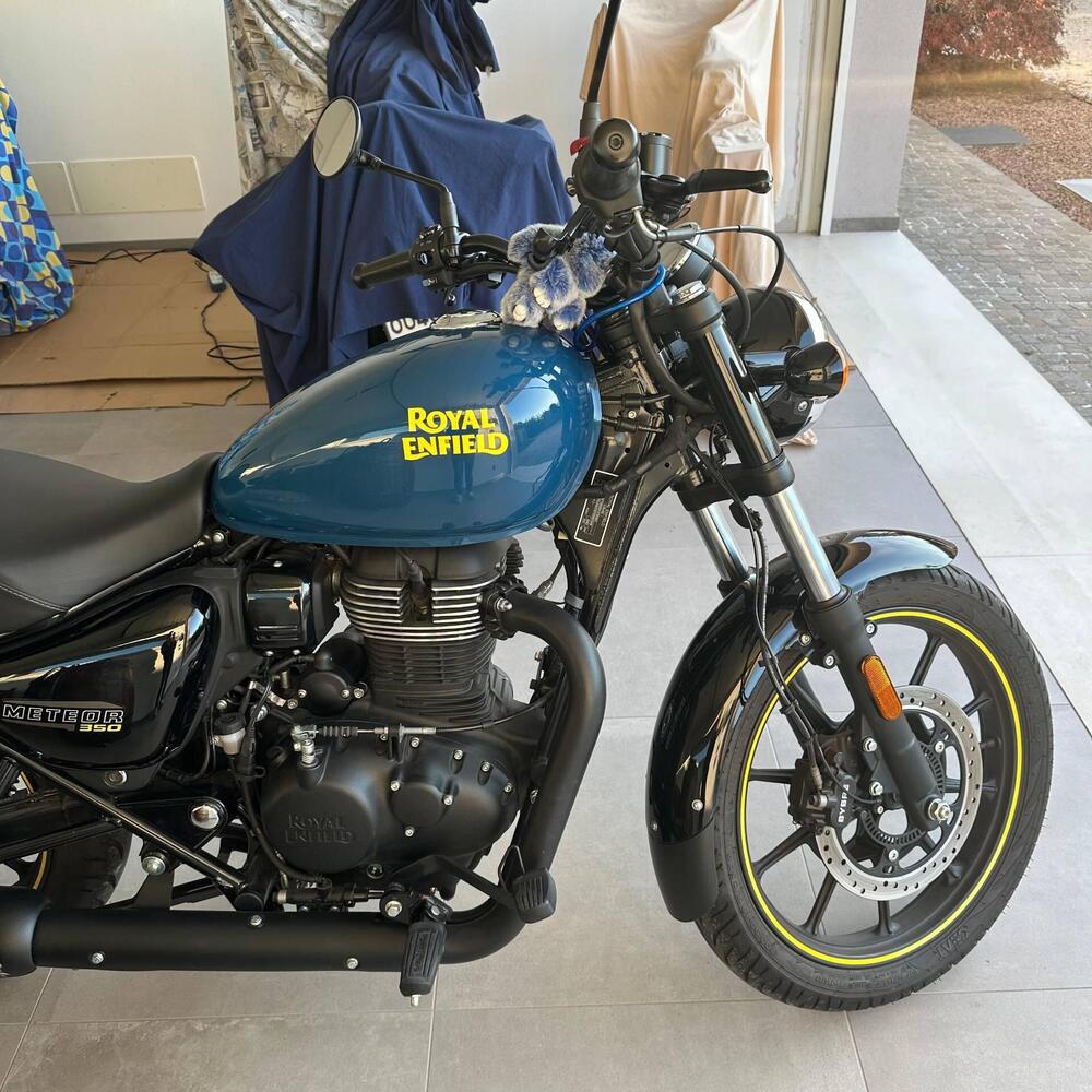 Royal Enfield Meteor 350 (2021 - 26) (17)