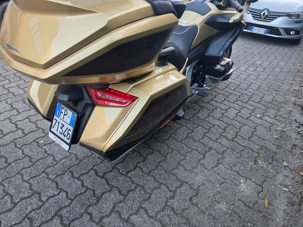 Honda GL 1800 Gold Wing Tour 50° Anniversario (2025) (4)
