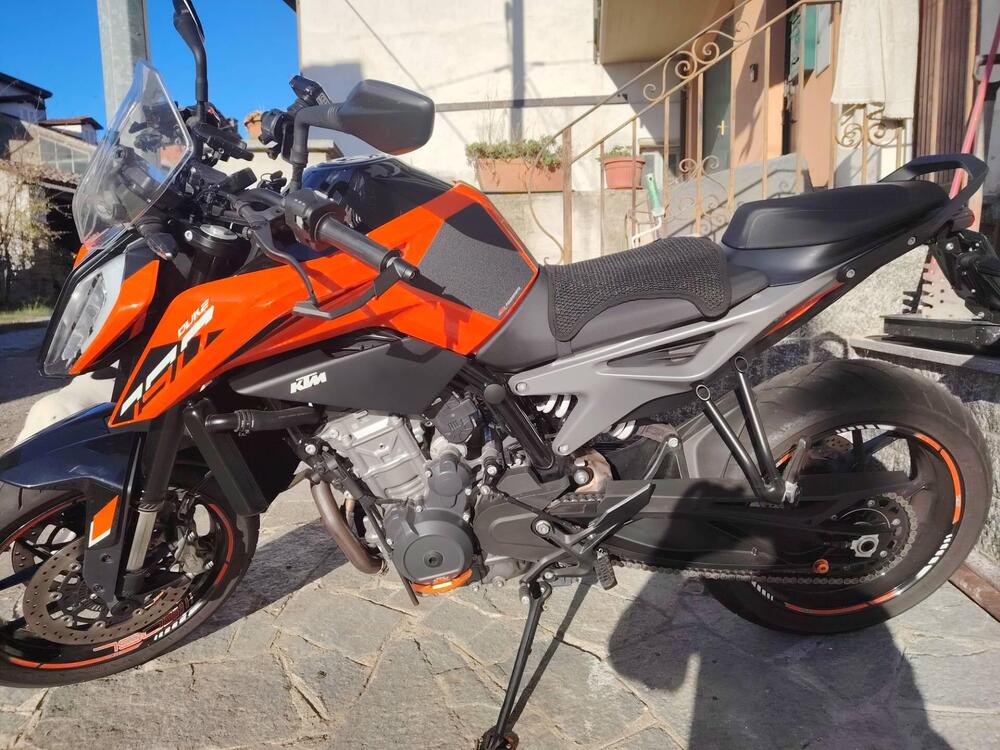 KTM 790 Duke L (2023 - 24)