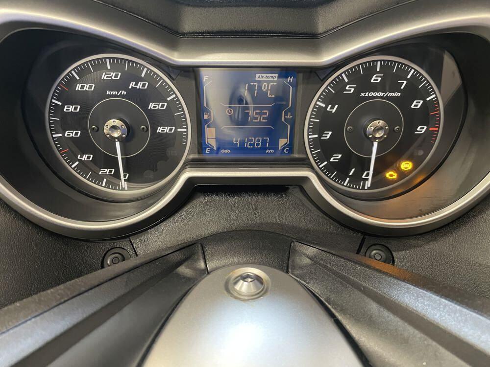 Yamaha X-Max 400 ABS (2017 - 20) (2)