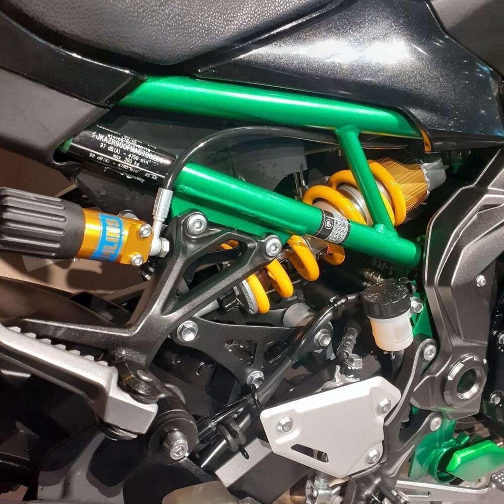 Kawasaki Z 900 SE (2022 - 24) (5)