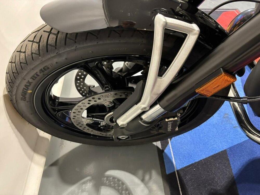 Bmw R 12 (2024 - 26) (10)