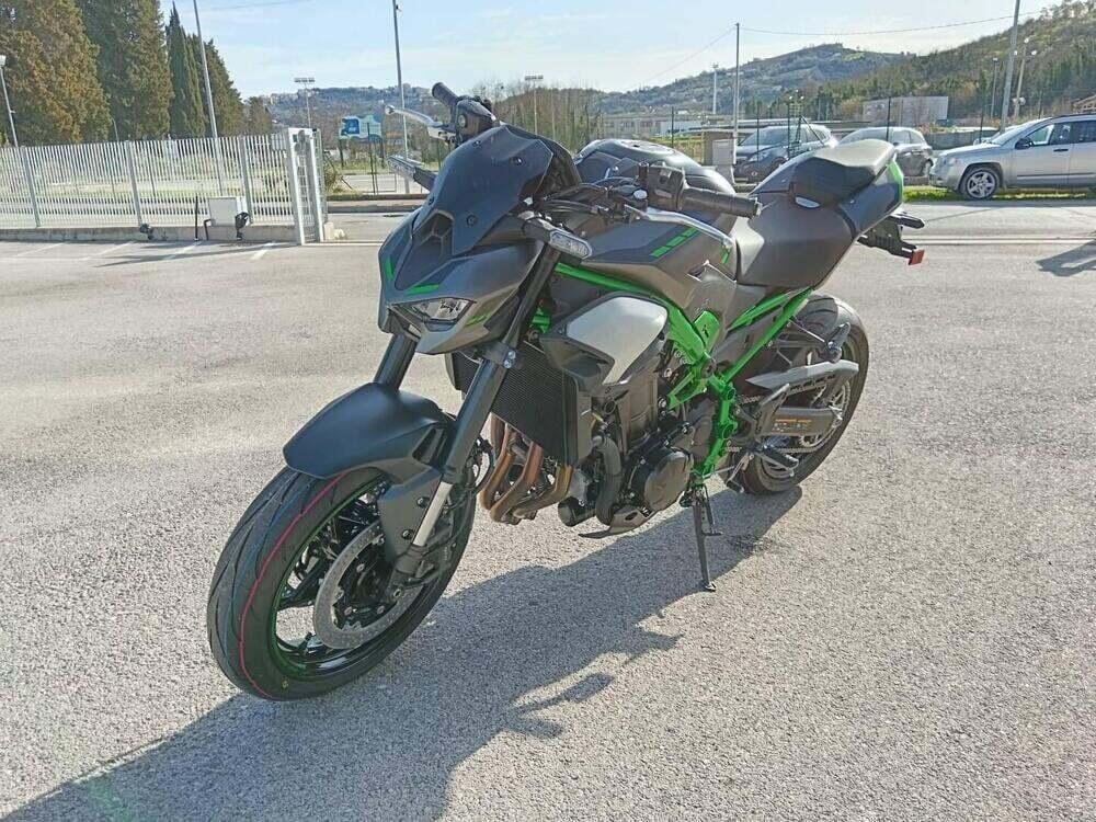 Kawasaki Z 900 (2025 - 26) (3)