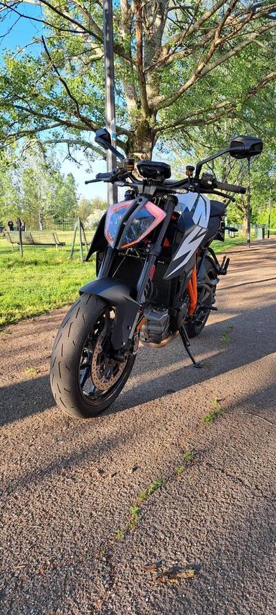 KTM 1290 Super Duke R (2019) usata