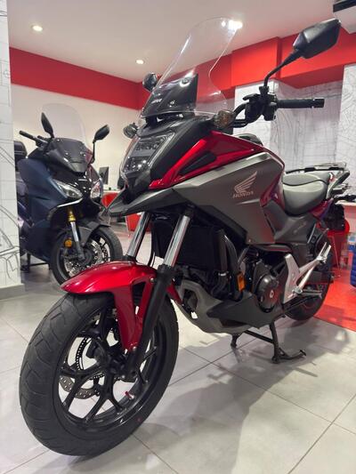 Honda NC 750 X DCT ABS (2018 - 20) usata