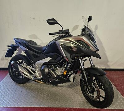 Honda NC 750 X DCT (2021 - 24) usata