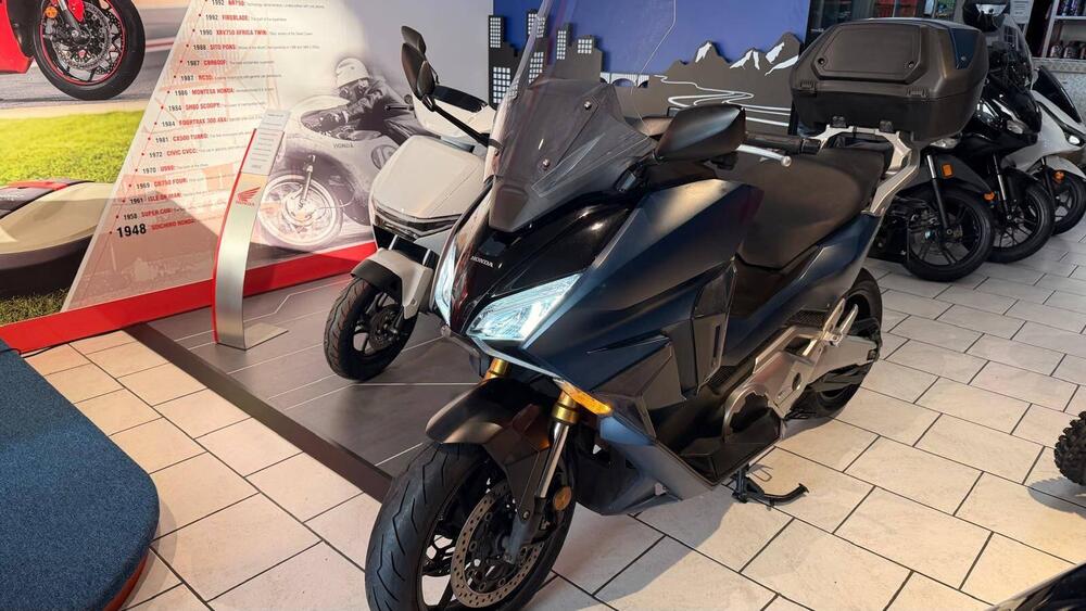 Honda Forza 750 DCT Urban (2021 - 24) (3)