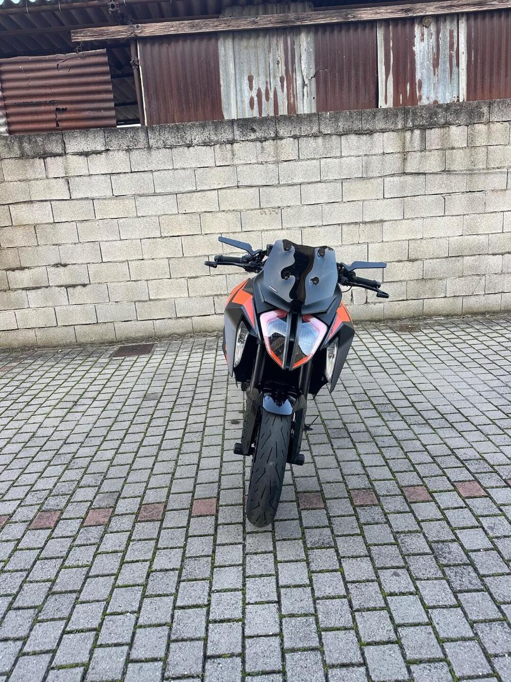 KTM 1290 Super Duke GT (2019 - 20) (2)